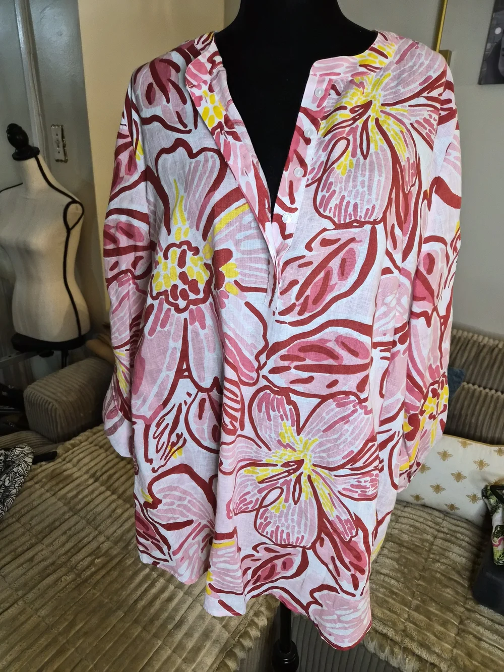 100% Linen...Pink Floral Tunic Top with Yellow Accents - Picture 1 of 6
